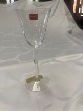 Baccarat Clear Crystal Stemmed Wine Glass - Clear